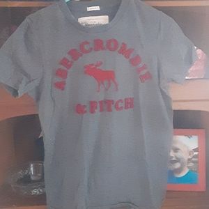 Abercrobie and fitch t shirt
